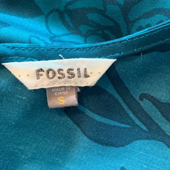 Teal Bird Print Sleeveless Satin Top - Picture 4 of 5